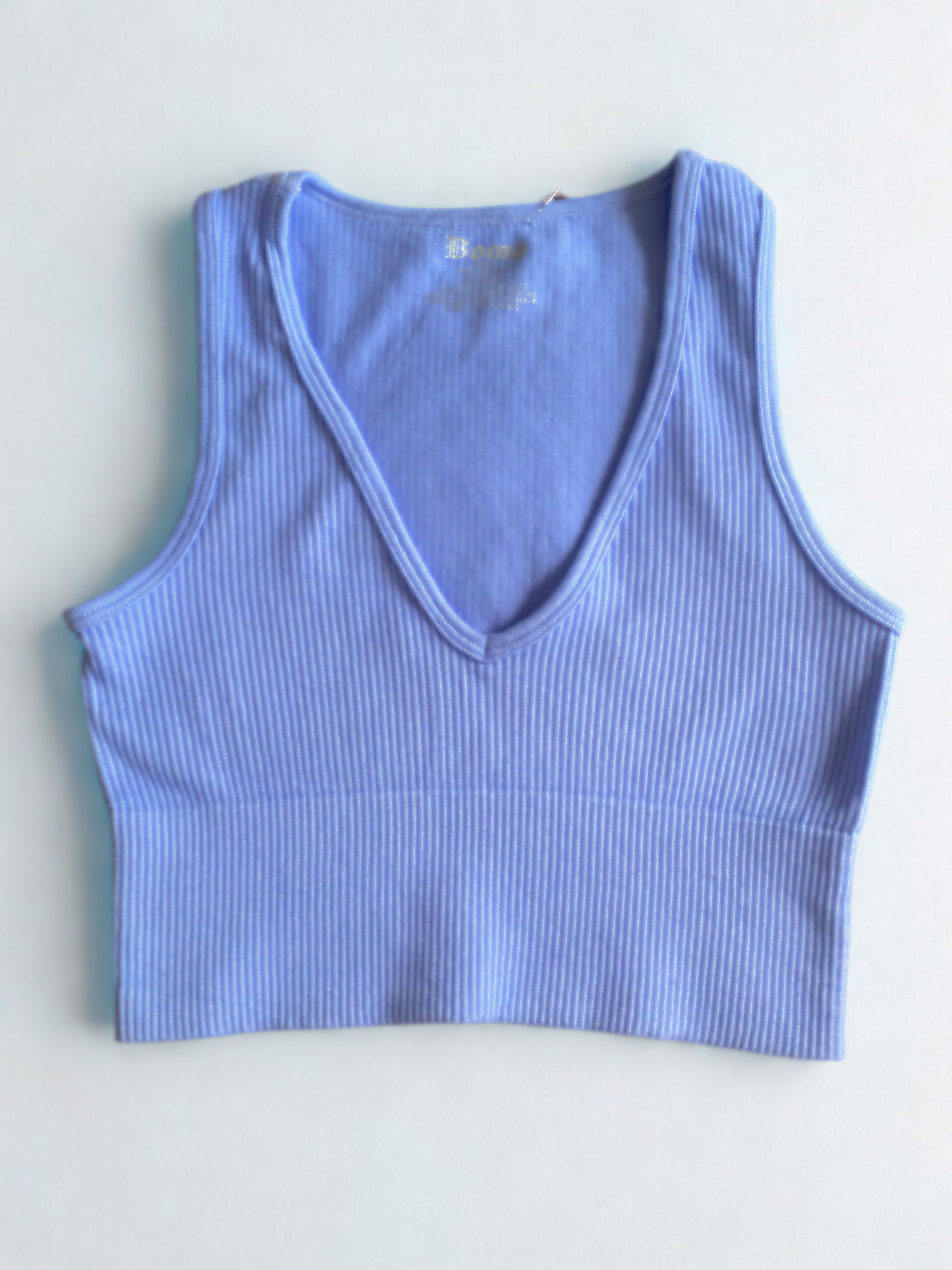 Top cuello V