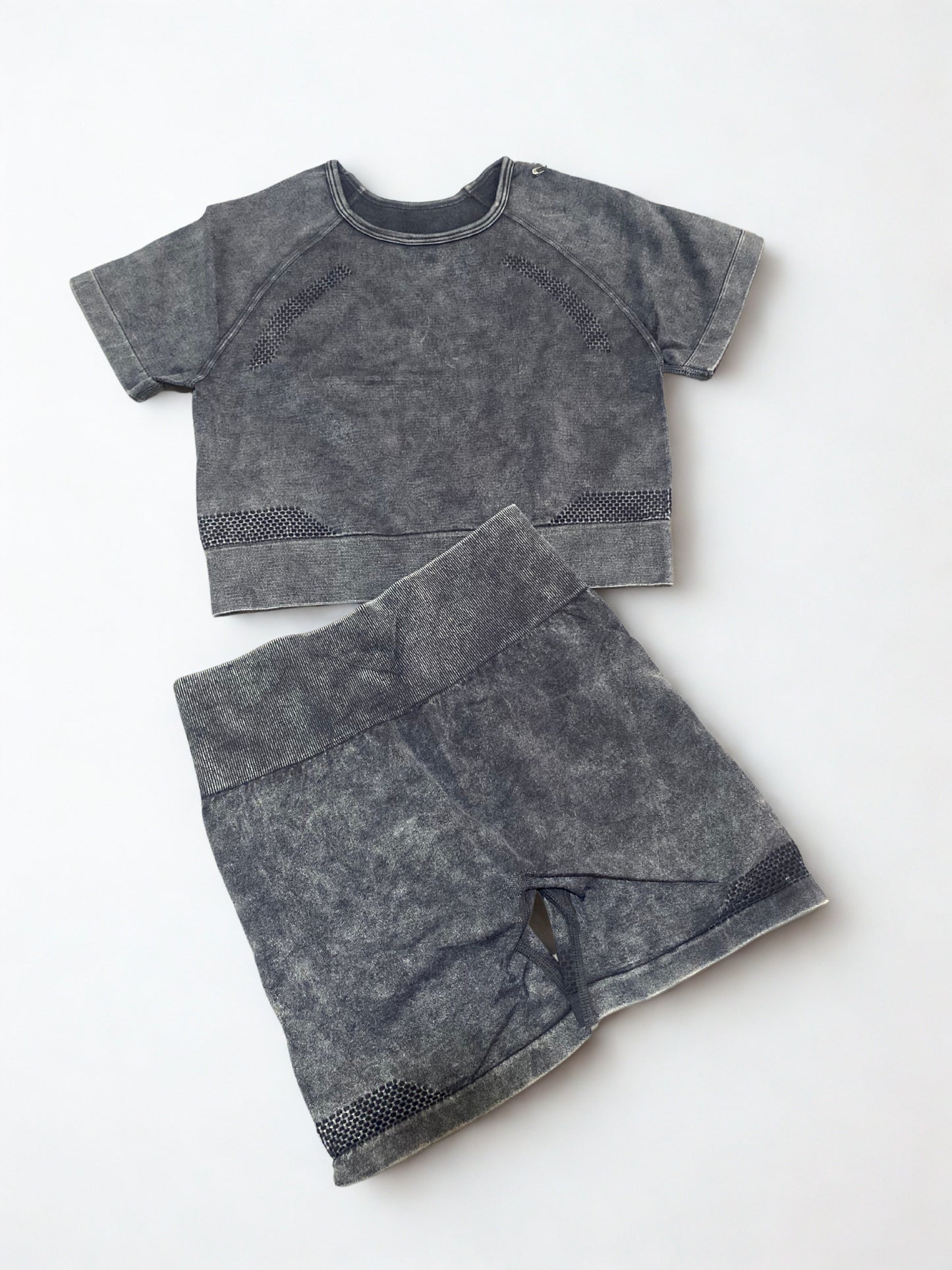 Conjunto deportivo short y top unitalla